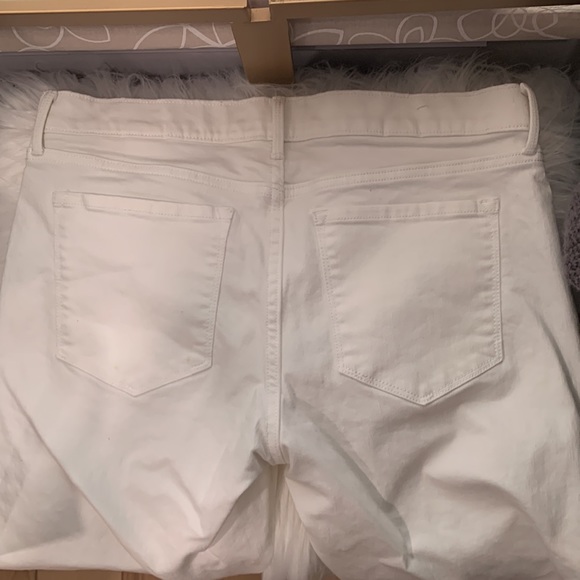 Banana Republic Frayed Straight Crop Jeans - Picture 4 of 7